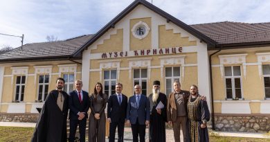 Зашто се дозвољава велики злочин против српске азбуке у Србији? Зашто се дозвољава велики злочин против српске азбуке у Србији?