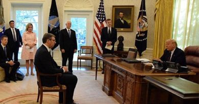 Пшеничников: Тешко је наћи у свету већег лизоблуда од Вучића, Трампу је…