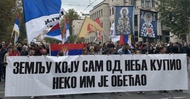 Opšta paljba na studentski pokret zbog memoranduma o Kosovu i Metohiji.
