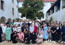 На растанку са једном дивном, посебном и способном генерацијом